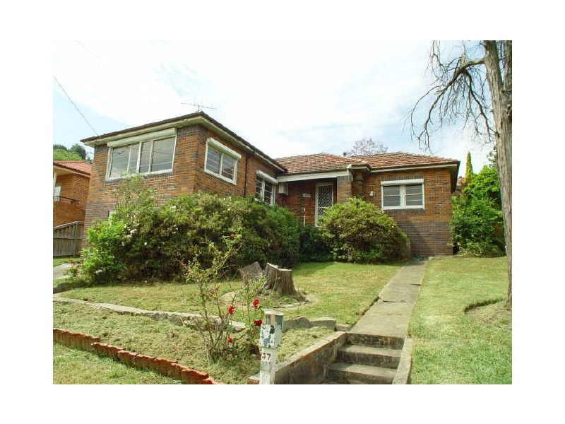 37 Goodwin Street, Denistone NSW 2114
