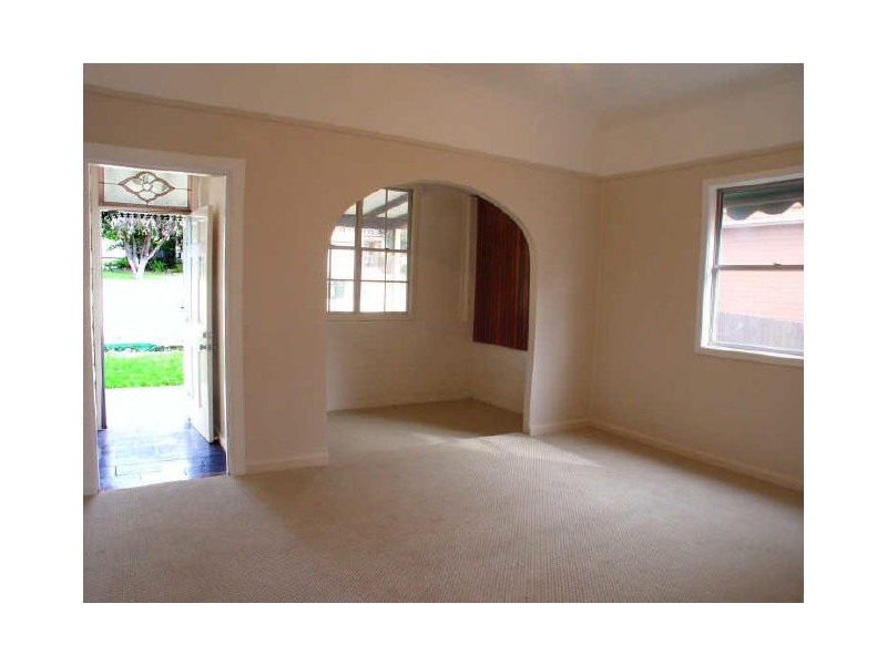 4 Holly Avenue, Ryde NSW 2112