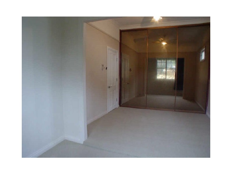 4 Holly Avenue, Ryde NSW 2112