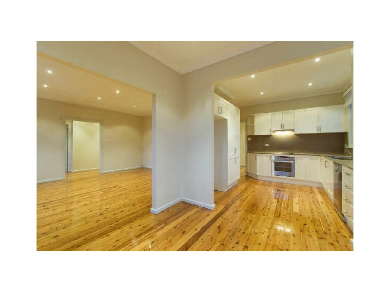 8 Cosimo Street, Ryde NSW 2112