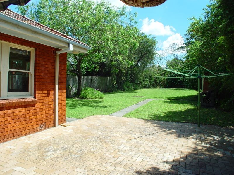 9 Mimos Street, Denistone West NSW 2114