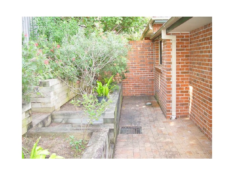 2/28 Falconer Avenue, West Ryde NSW 2114