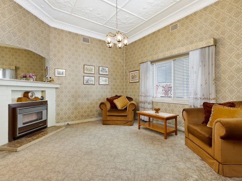 2 Sutherland Avenue, Ryde NSW 2112