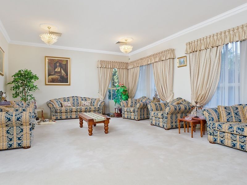 37 Aitchandar Road, Ryde NSW 2112