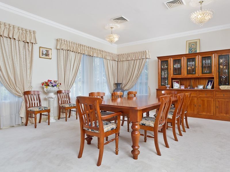 37 Aitchandar Road, Ryde NSW 2112