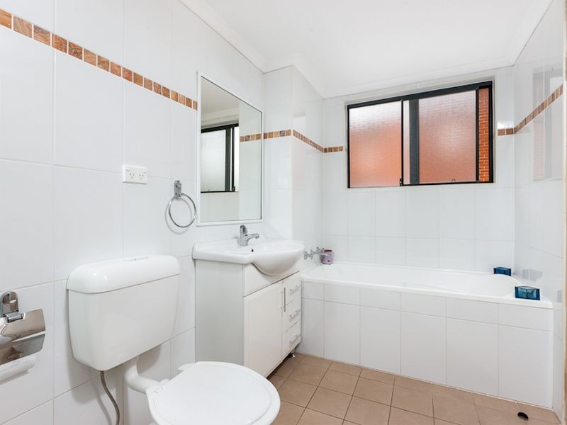 18/68-70 Courallie Avenue, Homebush West NSW 2140