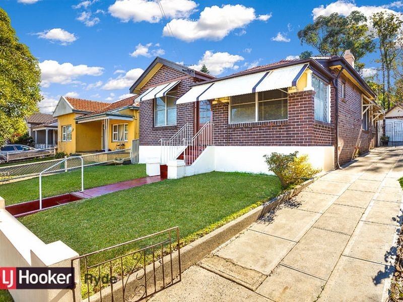 15 Dean Street, Strathfield South NSW 2136