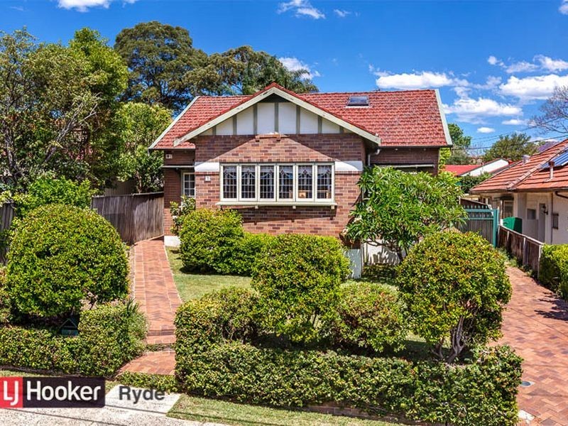7 Dalton Avenue, Eastwood NSW 2122