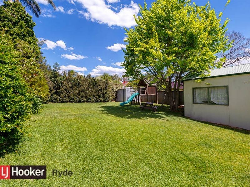 7 Dalton Avenue, Eastwood NSW 2122