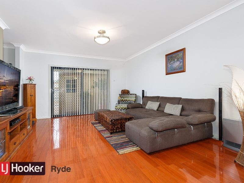 15 Hewin Close, Liberty Grove NSW 2138