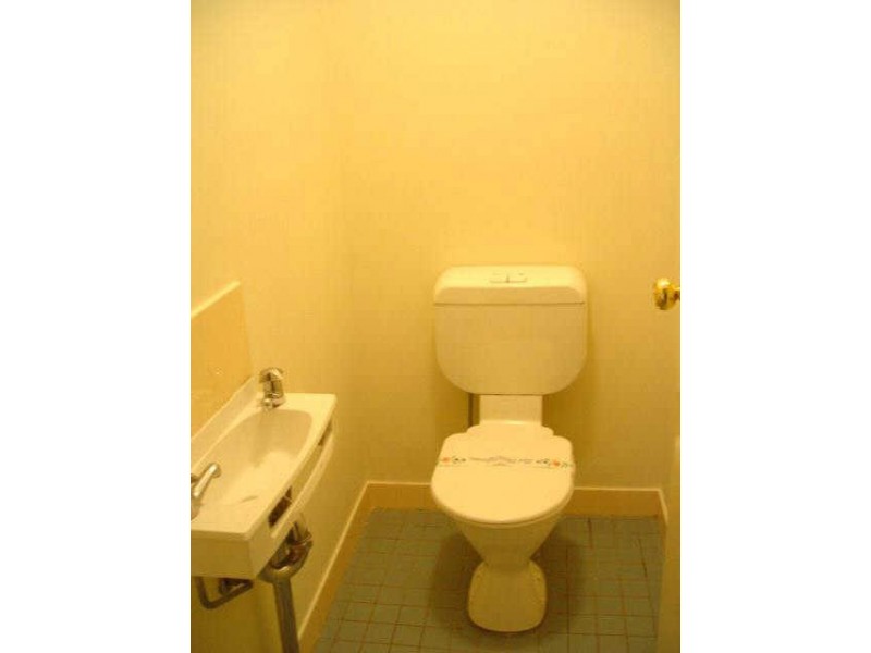 2/9 Eulo Parade, Ryde NSW 2112