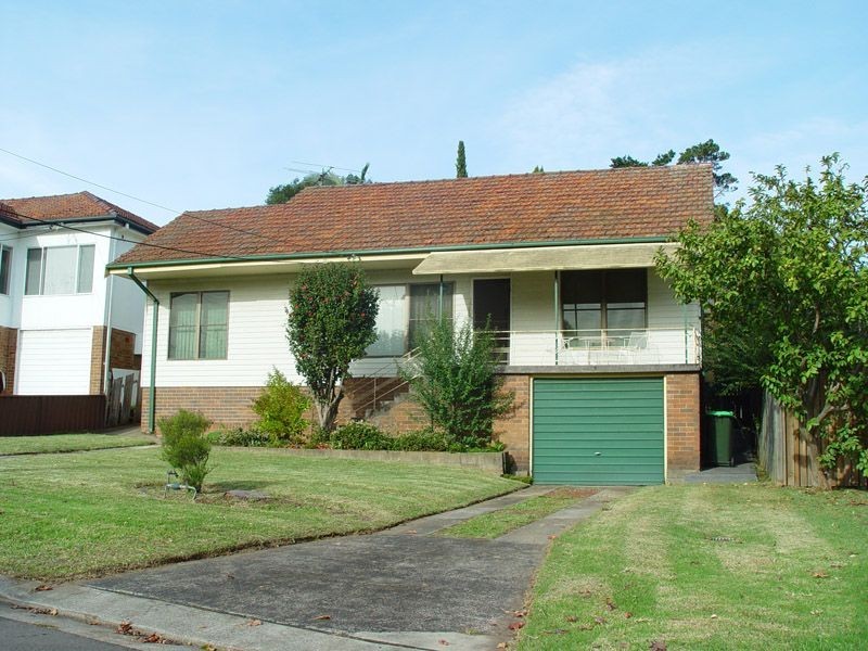 11 Dobson Crescent, Ryde NSW 2112