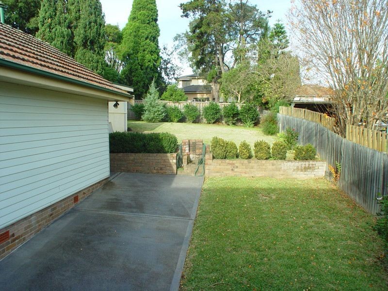 11 Dobson Crescent, Ryde NSW 2112