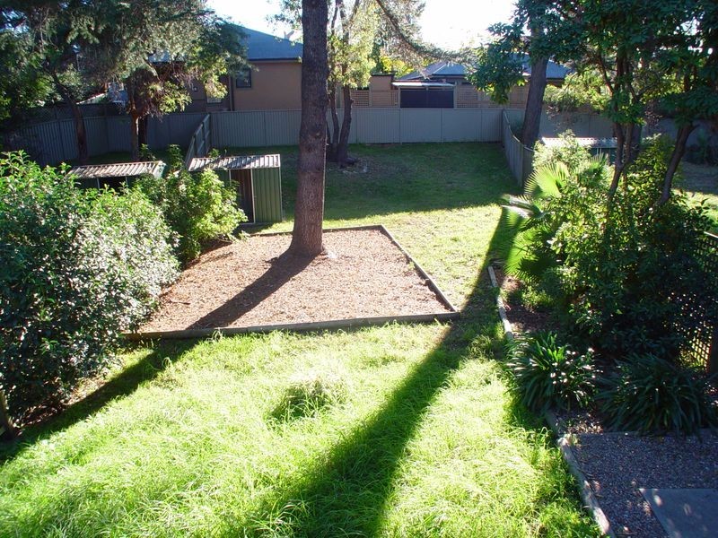 20B Crescent Avenue, Ryde NSW 2112