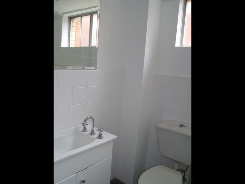 2/10 Gaza Road, West Ryde NSW 2114