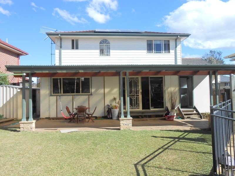 11 Warren Street, Ryde NSW 2112