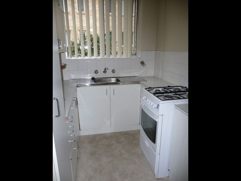 11/96 Burns Bay Road, Lane Cove NSW 2066