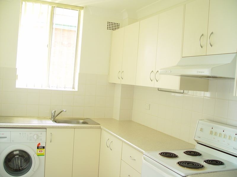 9/19 Meadow Crescent, Meadowbank NSW 2114