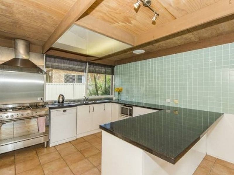 17 Cadell Drive, Helensvale QLD 4212
