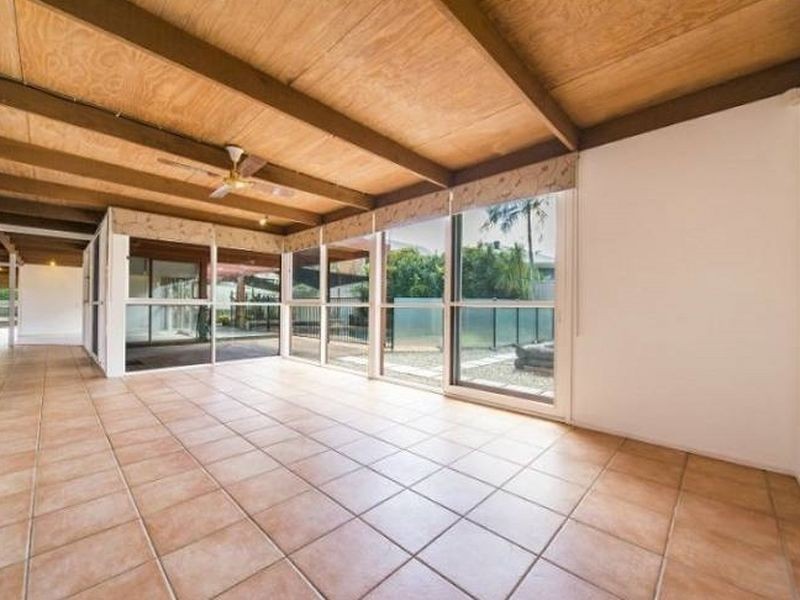 17 Cadell Drive, Helensvale QLD 4212