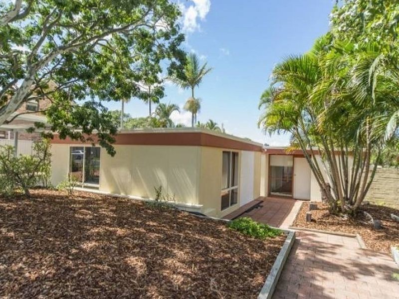 17 Cadell Drive, Helensvale QLD 4212
