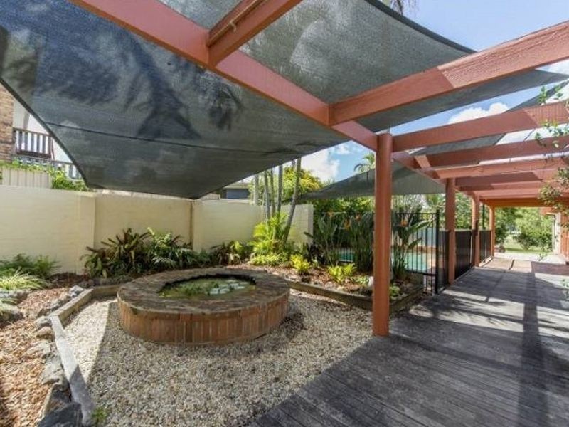 17 Cadell Drive, Helensvale QLD 4212