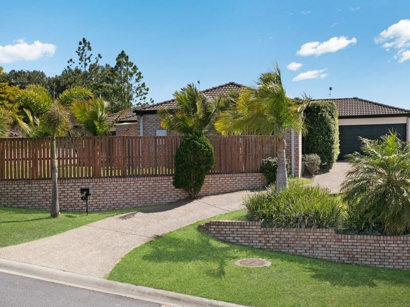 8 Duror Street, Pacific Pines QLD 4211
