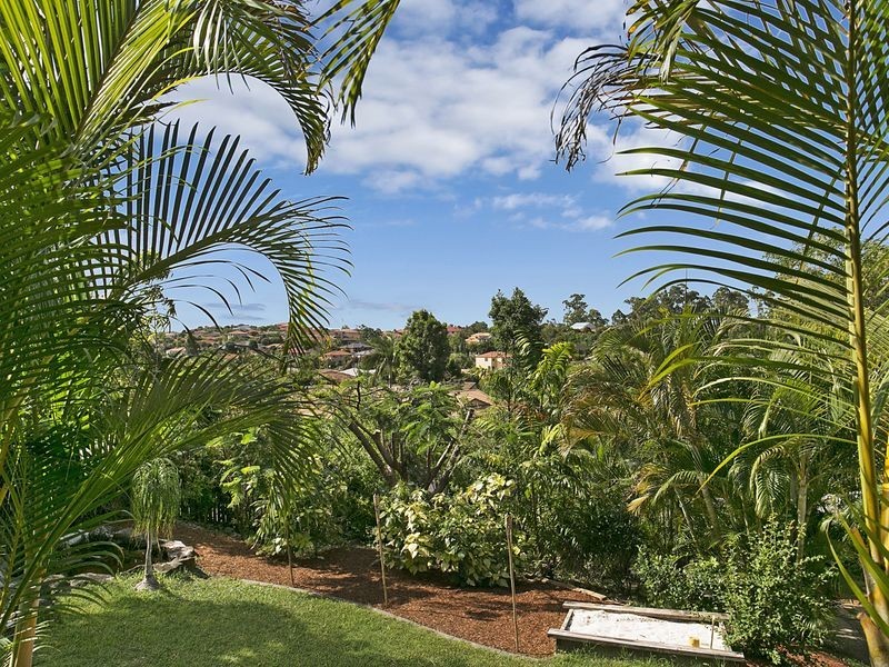 12 Benalla Court, Parkwood QLD 4214