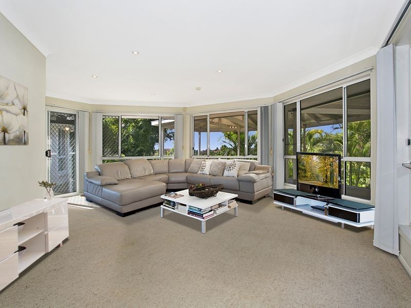 12 Benalla Court, Parkwood QLD 4214