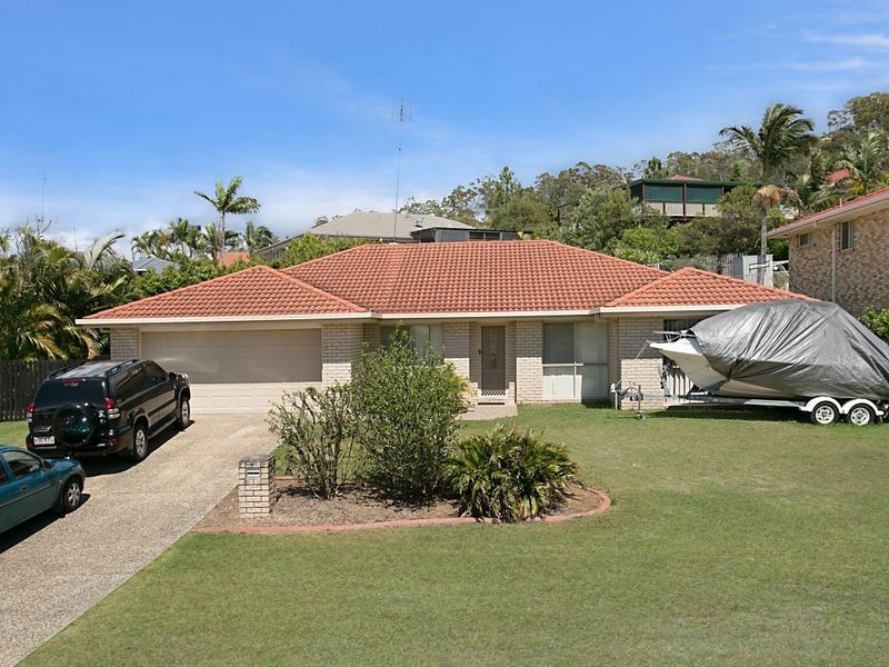 4 Rarotonga Rise, Pacific Pines QLD 4211