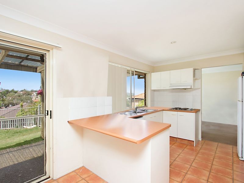 11 Midway Terrace, Pacific Pines QLD 4211