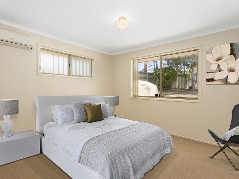 6 Glendale Place, Helensvale QLD 4212