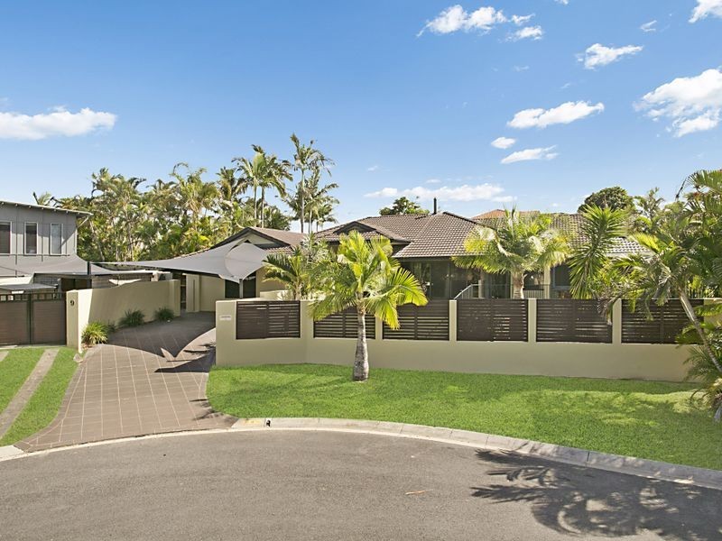 9 West Mountain Court, Parkwood QLD 4214