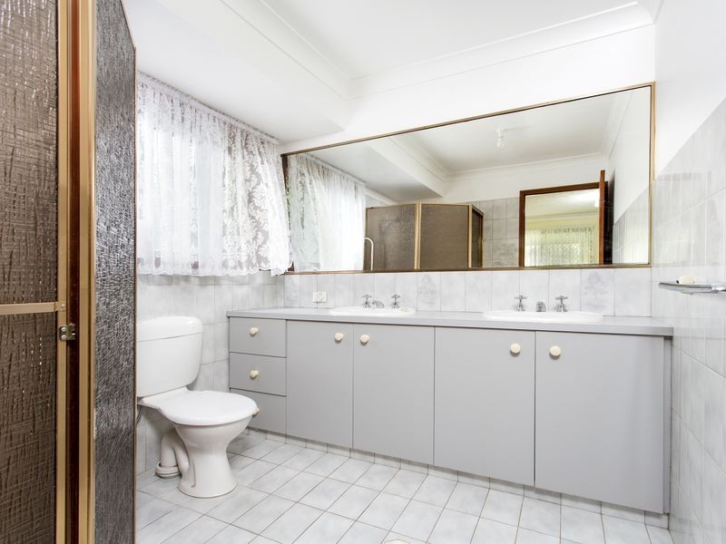 51 Riversdale Road, Oxenford QLD 4210