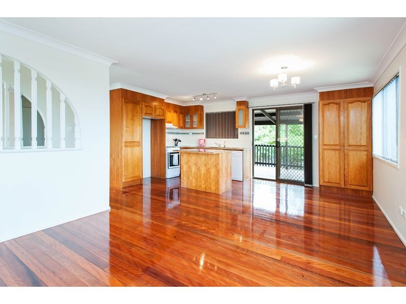 5A High Ridge Road, Gaven QLD 4211