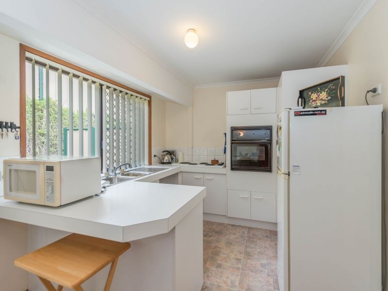 4/11 Lindfield Road, Helensvale QLD 4212