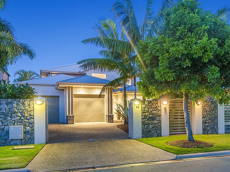 49 Ferrymans Court, Helensvale QLD 4212