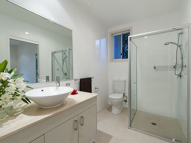 49 Ferrymans Court, Helensvale QLD 4212