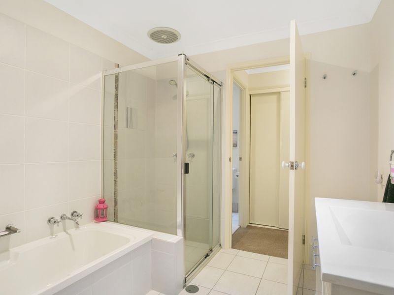 25/1 Doyalson Place, Helensvale QLD 4212