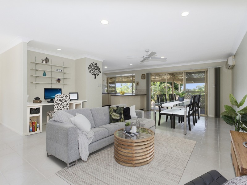 19 Erindale Court, Helensvale QLD 4212