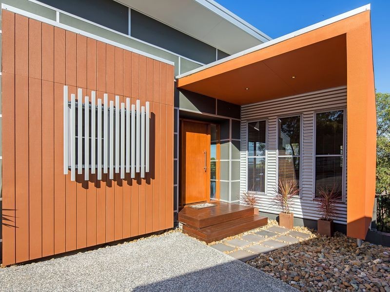 45 Crestridge Crescent, Oxenford QLD 4210