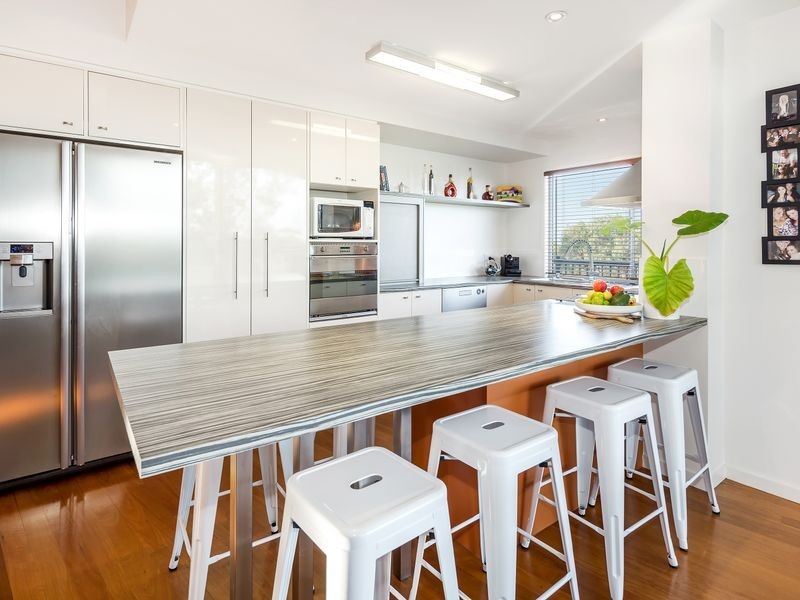 45 Crestridge Crescent, Oxenford QLD 4210