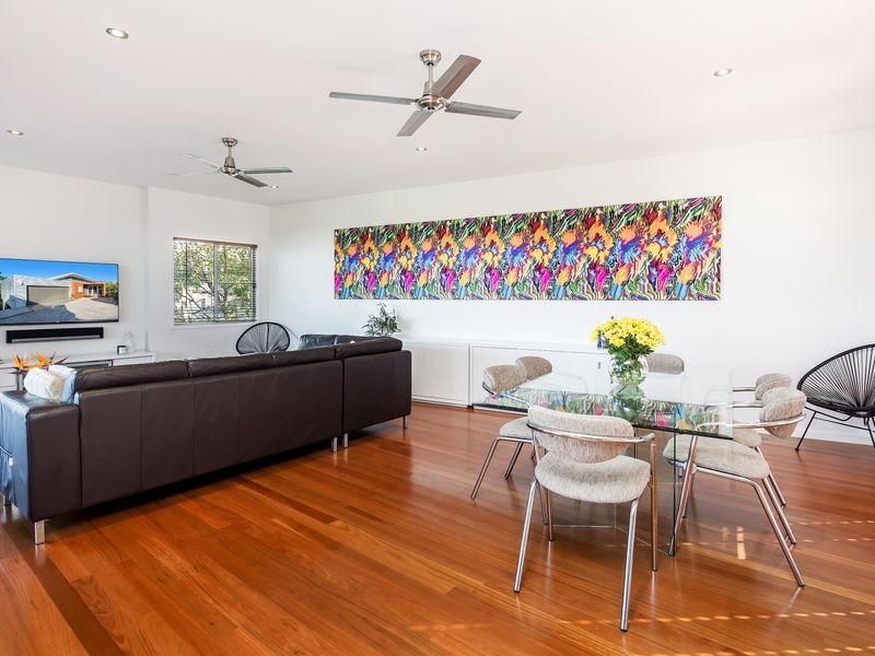 45 Crestridge Crescent, Oxenford QLD 4210