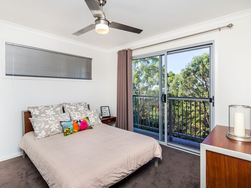 45 Crestridge Crescent, Oxenford QLD 4210