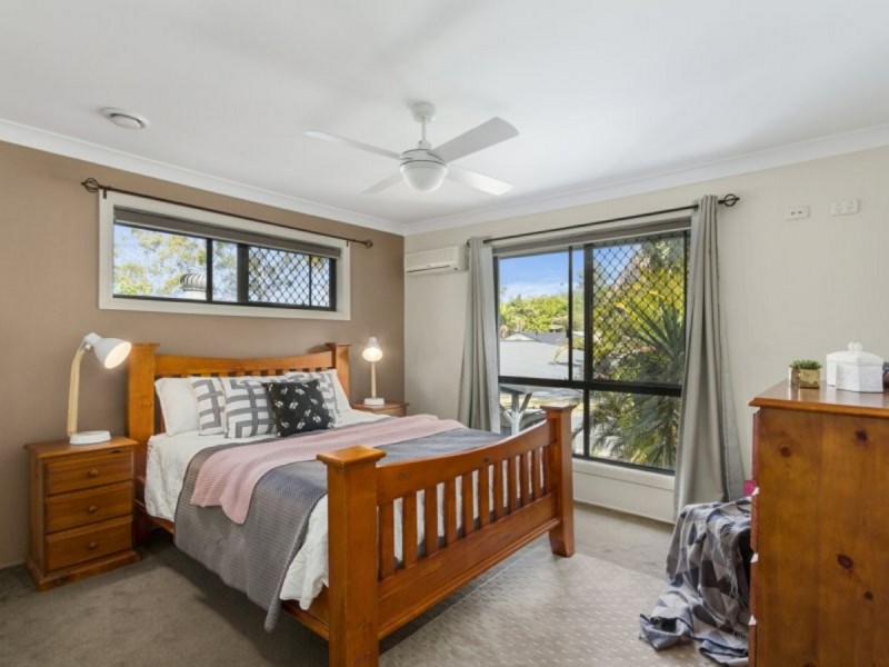 121 Discovery Drive, Helensvale QLD 4212