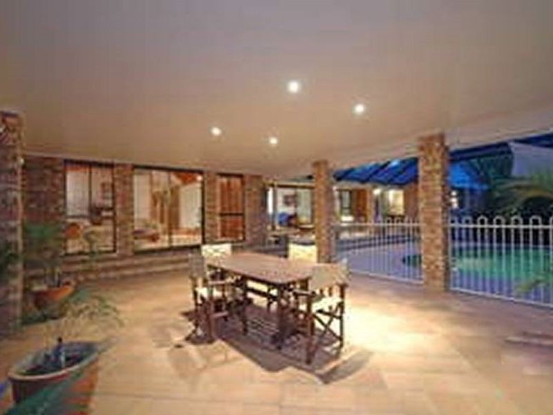 13 Leura Place, Helensvale QLD 4212