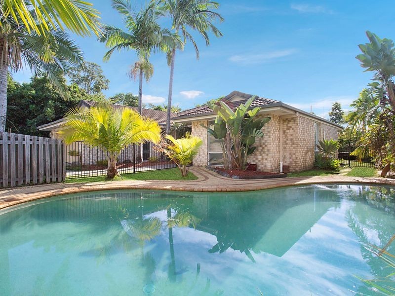 1 Dalby Court, Helensvale QLD 4212