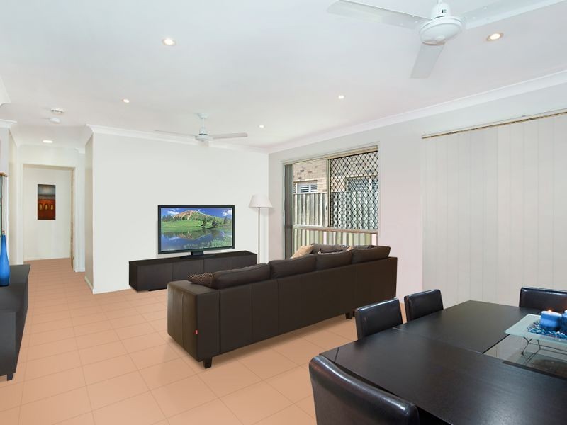 35 Trade Winds Drive, Helensvale QLD 4212