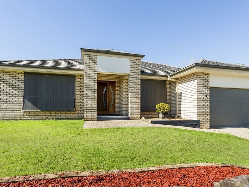 9 Kaplan Street, Oxenford QLD 4210
