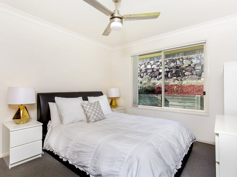 9 Kaplan Street, Oxenford QLD 4210